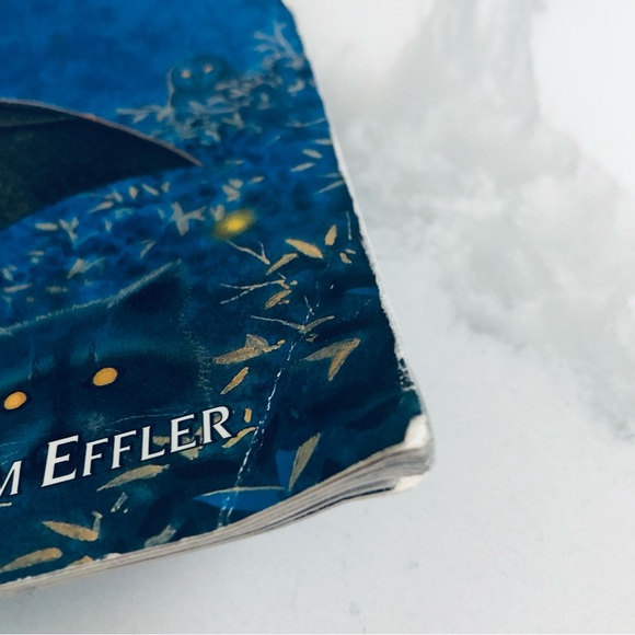 Scholastic 3 Books Plus Totoro Bookmarks - Picture 9 of 9